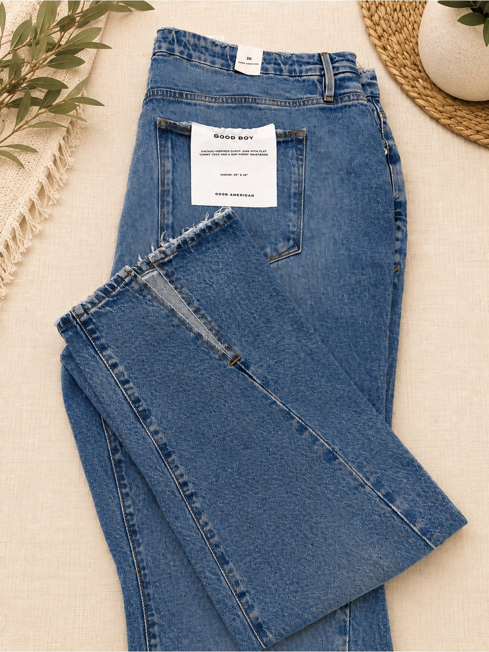 NWT Good American Boyfriend Jeans Button Fly Split Hem